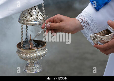 Räuchergefäß aus Silber oder Alpaka zu räuchern in der Karwoche, Spanien Stockfoto