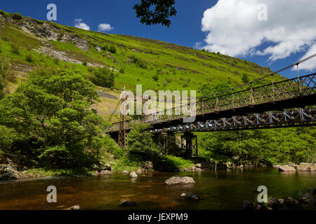 Elan Village Suspension Bridge Elan Valley Rhayader Powys Wales Großbritannien Stockfoto