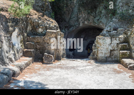 Besuch in Beit She'arim Nationalpark, Israel Stockfoto