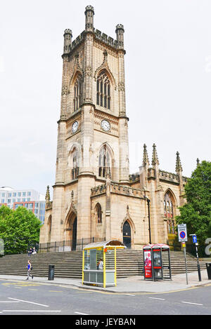 Ehemalige anglikanische Pfarrkirche von St. Lukas zerstört teilweise im Blitz 1941 bekannt jetzt als die "ausgebombt Kirche', Leese Street, Liverpool, UK Stockfoto