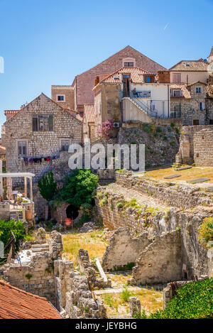 Lokale Häuser in der Altstadt von Dubrovnik, Kroatien Stockfoto