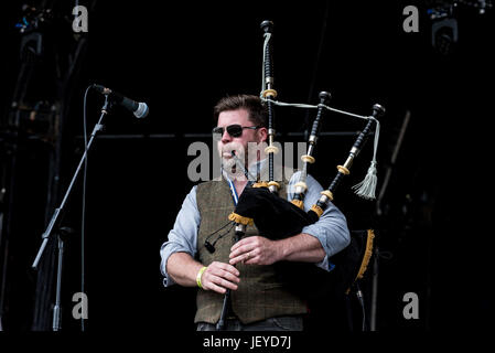 2017 bärtigen Theorie Festival - Tag 3 - Aufführungen und Atmosphäre mit: Skippinish wo: Lichfield, Derbyshire, Großbritannien wenn: 27. Mai 2017 Credit: WENN.com Stockfoto