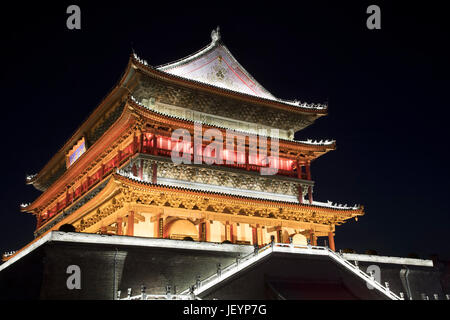 Der Drum Tower von Xi ' an, liegt im Herzen der Innenstadt von XI wurde im Jahre 1380 während der frühen Ming-Dynastie errichtet. Der chinesischen Provinz Shaanxi Stockfoto