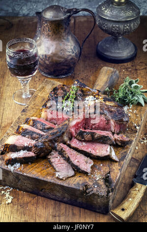 T-Bone Steak vom Grill Stockfoto