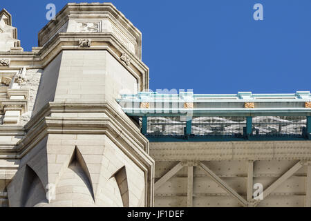 Detail der Tower Bridge in London, Großbritannien Stockfoto