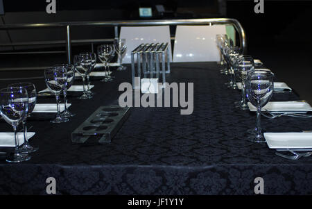 Festlich geschmückten Tisch. Stockfoto