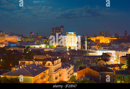 Kiew in der Nacht. Die Ukraine Stockfoto