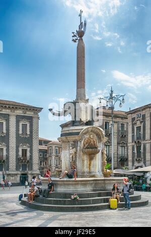 Elefanten Brunnen in Catania, Sizilien, Italien. Stockfoto