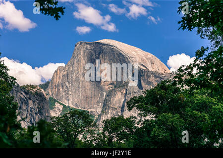 Halber Mond Gebirge, Yosemite, Kalifornien, USA Stockfoto