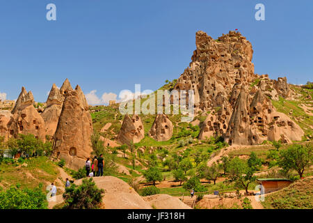 Höhle Wohnungen bekannt als Uchisar Castle in Uchisar im Nationalpark Göreme, Kappadokien, Türkei. Stockfoto