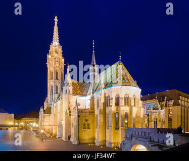 Budapest, Ungarn - 20. Februar 2016: St. Matthias-Kirche in Budapest. Eines der wichtigsten Tempel in Ungarn. Stockfoto