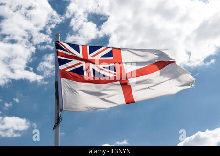 Der weiße Stern Standard der Royal Navy Stockfoto