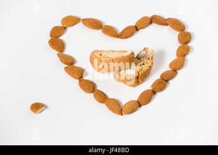 Cantuccini mit Mandeln Herzform Stockfoto