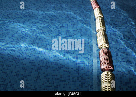 Pool und Hall Stockfoto