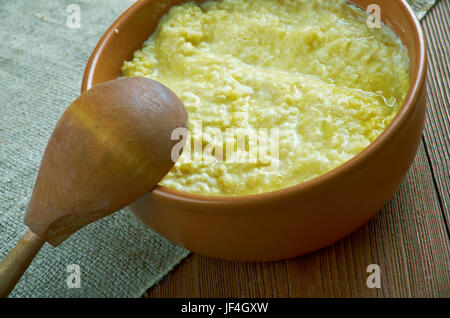 Millet Porridge mit Kürbis Stockfoto