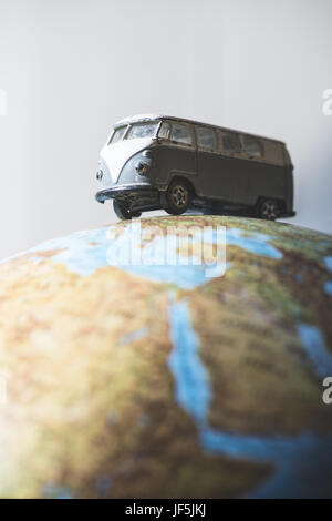 Vintage VW-Bus auf der ganzen Welt Stockfoto