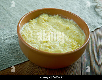 Millet Porridge mit Kürbis Stockfoto