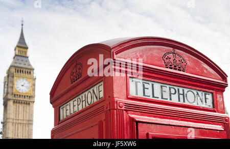 Big Ben und rotes Telefon Kabinen Stockfoto