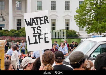 September 03, 2011: Umweltschützer protestieren Keystone XL Pipeline (tar sands, Umwelt Protest) - Washington, DC, USA Stockfoto