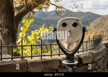 Münzautomaten Fernglas in Hawks Nest Stockfoto