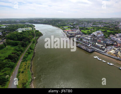 Luftaufnahme des Flusses Suir und historischen Waterford, Irland. Stockfoto