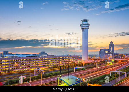 Tokyo, Japan im Kontrollturm des Flughafens Tokio-Haneda. Stockfoto