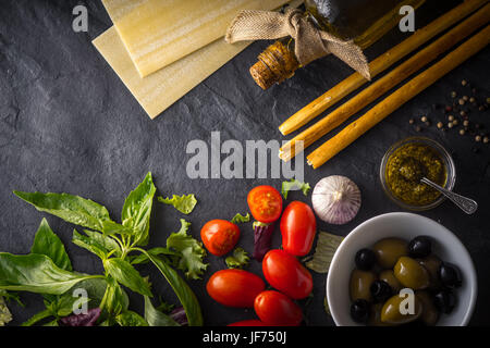 Italienische Küche-Stillleben-Draufsicht Stockfoto