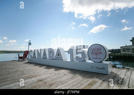 Die 3D Kanada 150 melden für Canada Day an der Uferpromenade in Halifax, N.S., 22. Juni 2017. Stockfoto