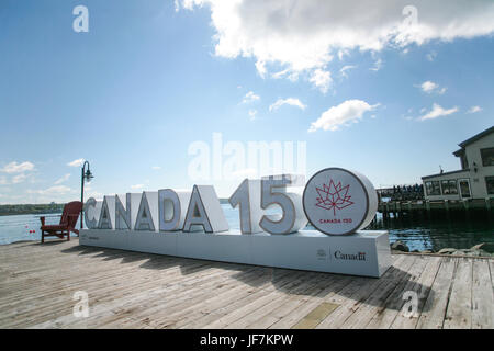 Die 3D Kanada 150 melden für Canada Day an der Uferpromenade in Halifax, N.S., 22. Juni 2017. Stockfoto