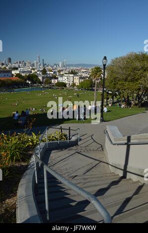 Impressionen aus der Dolores Park in San Francisco vom 1. Mai 2017, Kalifornien USA Stockfoto