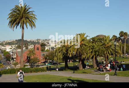 Impressionen aus der Dolores Park in San Francisco vom 1. Mai 2017, Kalifornien USA Stockfoto