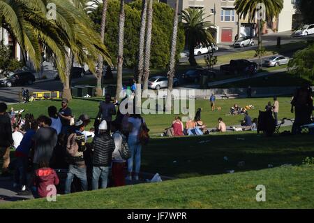 Impressionen aus der Dolores Park in San Francisco vom 1. Mai 2017, Kalifornien USA Stockfoto