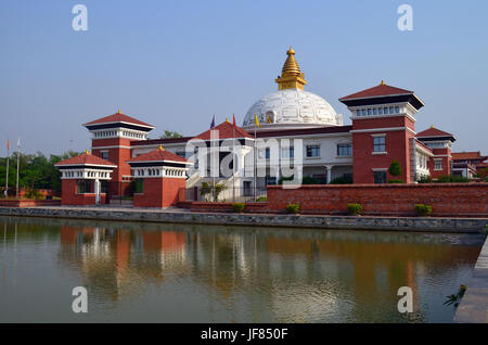 Internationalen Gautami Nonnen Tempel in Lumbini, Nepal - Geburtsort von Buddha Stockfoto