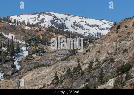 Gem Lake Dam besessen und durch Southern California Edison betrieben. In der Sierra Nevada backcountry oben Agnew See in Mono County California USA Stockfoto