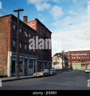 Ein Bild von Gebäuden in Halifax, Nova Scotia, kurz vor dem Abriss im Rahmen des Projekts Central Redevelopment Area. Stockfoto