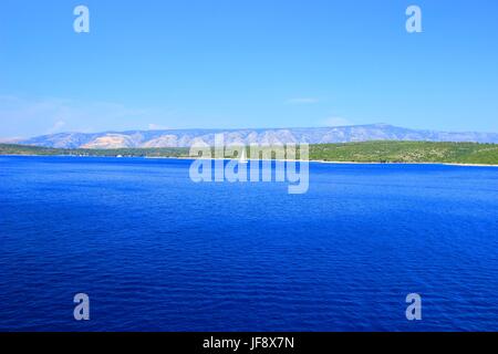 Segelschiff in der Nähe von Insel Hvar, Adria, Kroatien Stockfoto