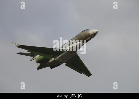 N259GA (Seriennummer 2059), eine IAI Gulfstream G280, Abfahrt Flughafen Prestwick International Airport auf einem Flug der Lieferung. Stockfoto