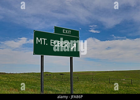 U.S. Highway Notausgangsschild für Mount Elbert Stockfoto