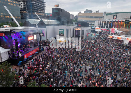 Montreal, Kanada - 30. Juni 2017: Place Des Arts während Kat Wright Auftritt beim Jazz Festival. Stockfoto