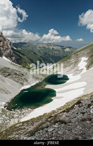 Pilato See auf die Sibillinischen Berge Stockfoto