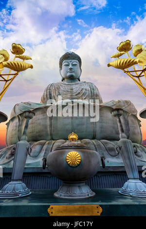 Hyogo Daibutsu - den großen Buddha im Nofukuji Tempel in Kobe, Japan Stockfoto