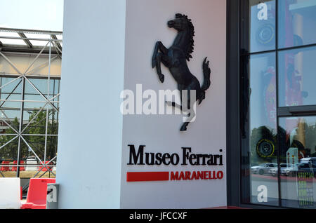 Eintritt in das Ferrari Museum, Maranello, Emilia Romagna, Italien Stockfoto