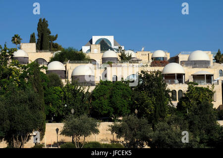 Blick auf die luxuriöse Wohn- Projekt namens David's Village oder Kfar David in den 80ern mit Neo-Oriental Funktion, Mamilla Nachbarschaft, mit Blick auf die Altstadt von Jerusalem Israel Stockfoto