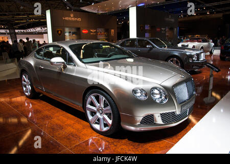 AMSTERDAM - 22. APRIL - Bentley Continental GT auf dem Display während der AutoRAI Motorshow. 12. April 2011 in Amsterdam, Niederlande. Stockfoto