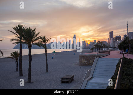 Anzeigen von Calp Quay in Alicante, Spanien. Stockfoto