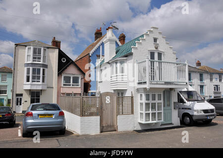 kleines Haus in Aldeburgh Parkplatz Stockfoto