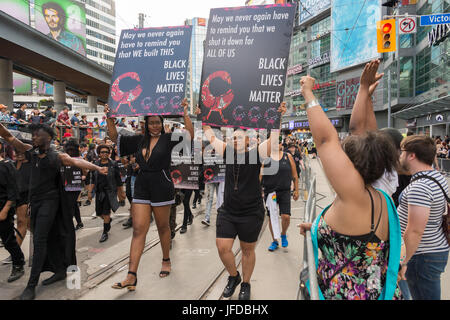 Toronto, Kanada - 25. Juni 2017: Auftritt von Black lebt Angelegenheit am Ende der Parade Stockfoto