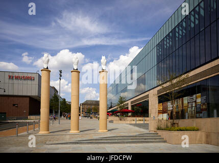 Mischen von alten und neuen Oldham Odeon-Kino in The Old Town Hall Entwicklung, Parliament Square, Greaves Street Stockfoto