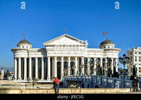 Das mazedonische archäologische Museum in Skopje Stockfoto