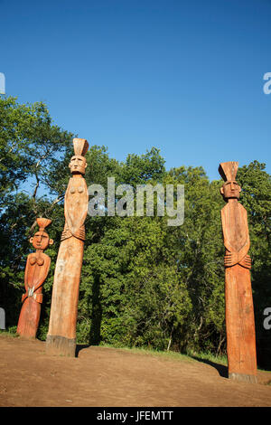 Chile, Araucania, Temuco, Mapuche, Gebet Feld Nguillatan, rituelle Figuren Stockfoto